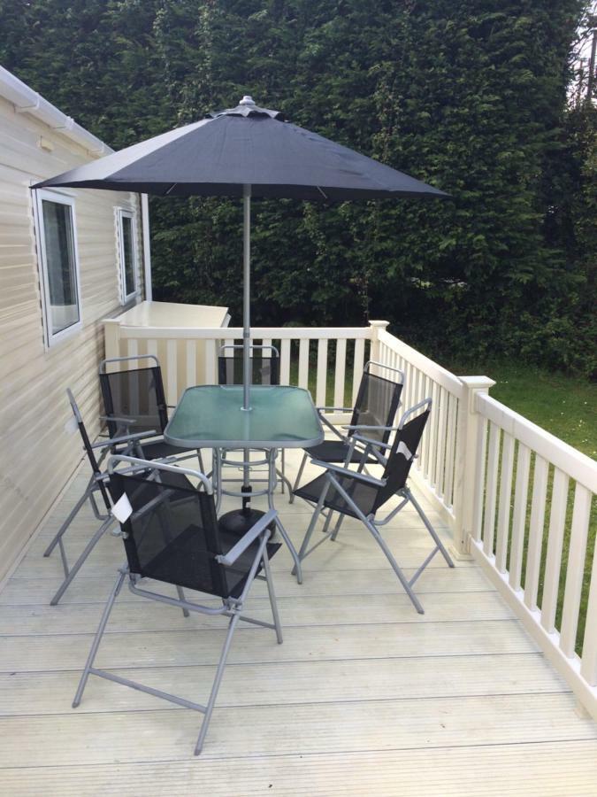 Isle Of Wight Caravan Shanklin Exterior photo